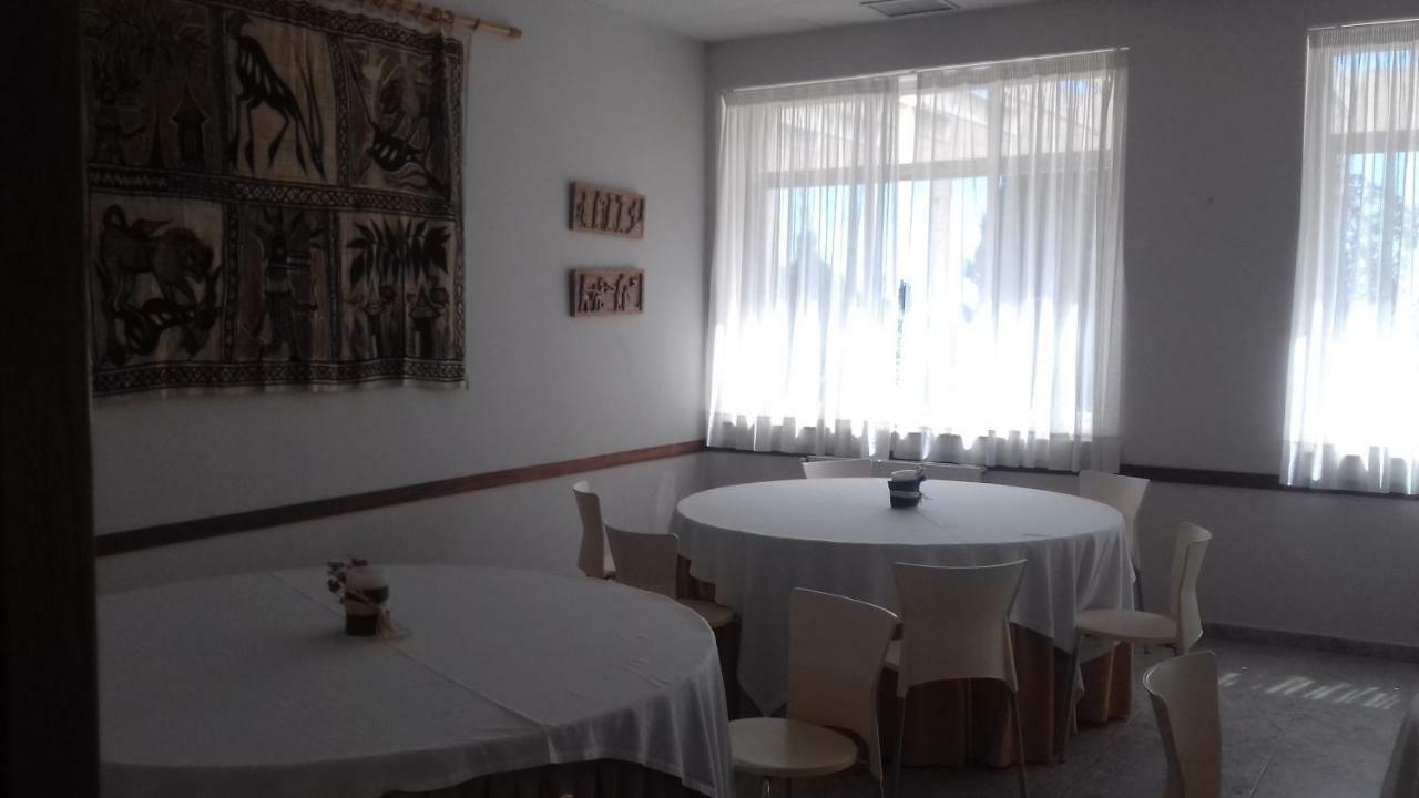 Отель Residencia Marista Santa Maria Del Mar Гвардамар-дель-Сегура Экстерьер фото