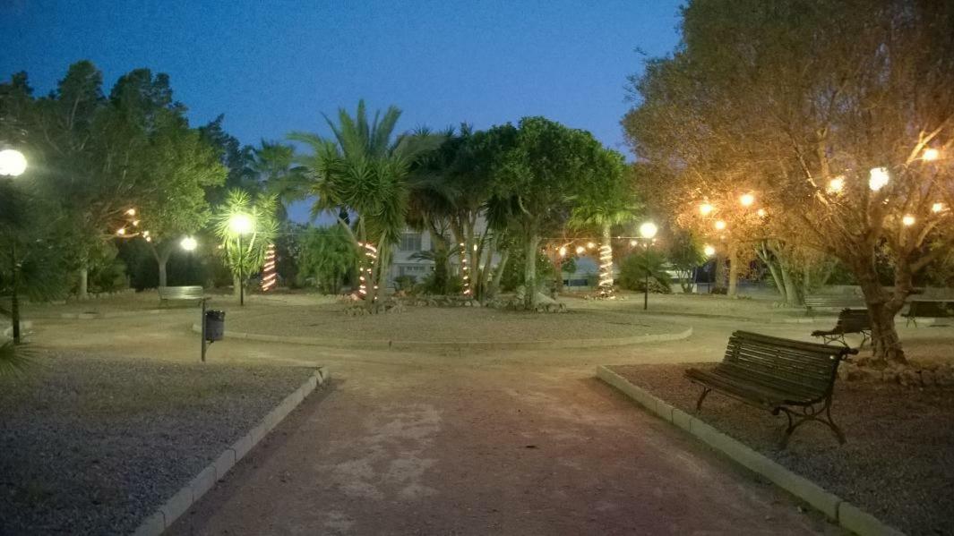 Отель Residencia Marista Santa Maria Del Mar Гвардамар-дель-Сегура Экстерьер фото